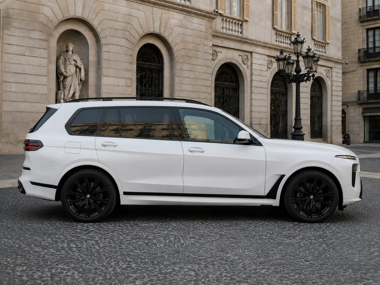 BMW X7 40d M 2024, front view — Monaco Luxury Car Rental, Monaco. BMW X7 40d M in Monaco A BMW X7 40d M rental in Monaco provides a contemporary full-size…