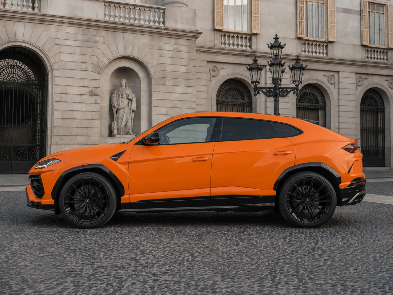 Lamborghini URUS SE 2025, exterior — Monaco Luxury Car Rental, Monaco. Lamborghini URUS SE in Monaco A Lamborghini URUS SE rental in Monaco provides a…