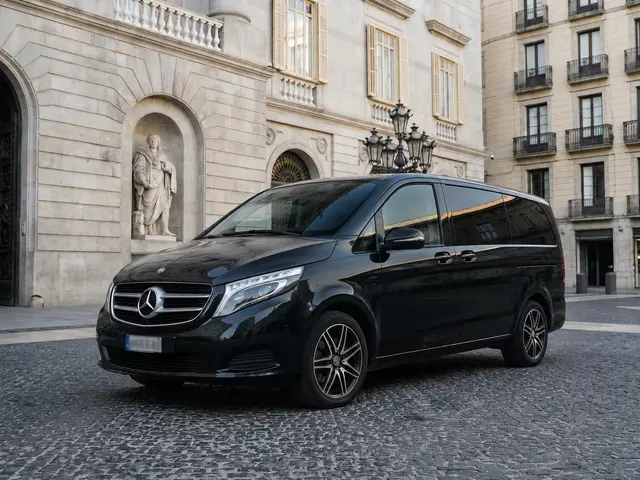Mercedes V Class 2026