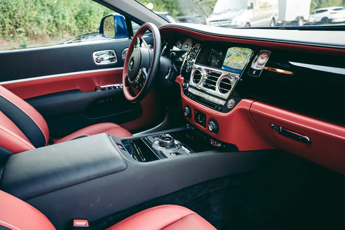 Rolls-Royce Dawn 2022
